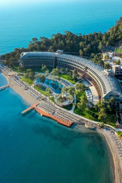 Luxury and Relaxation: Discover Sirene Golf Hotel for Your Next Getaway